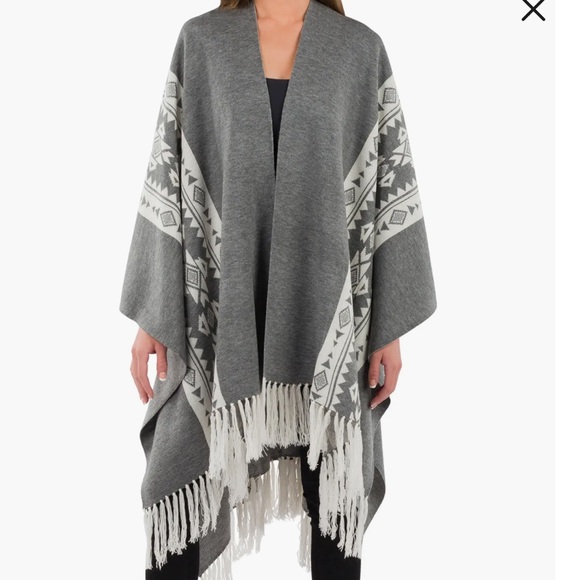 Patricia Nash Sweaters - Patricia Nash Prairie Fringed Poncho NWT